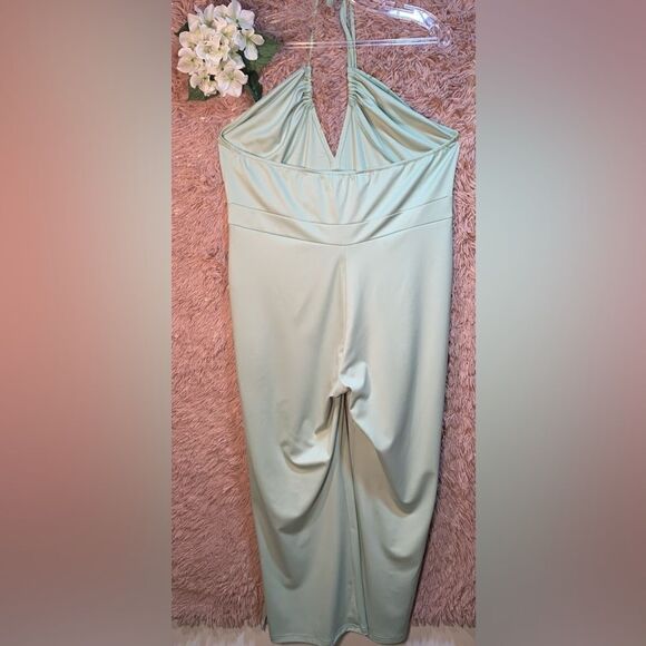 🔴SHEIN 3XL Sage Green Halter Jumpsuit with Split Leg EUC measurements in pics - Picture 3 of 8